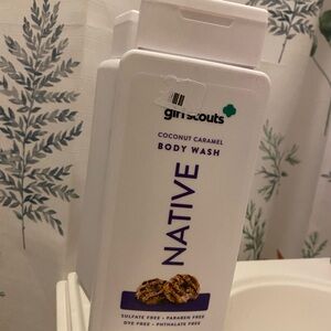 Native White and Purple Bath Accessories Minimalist Design